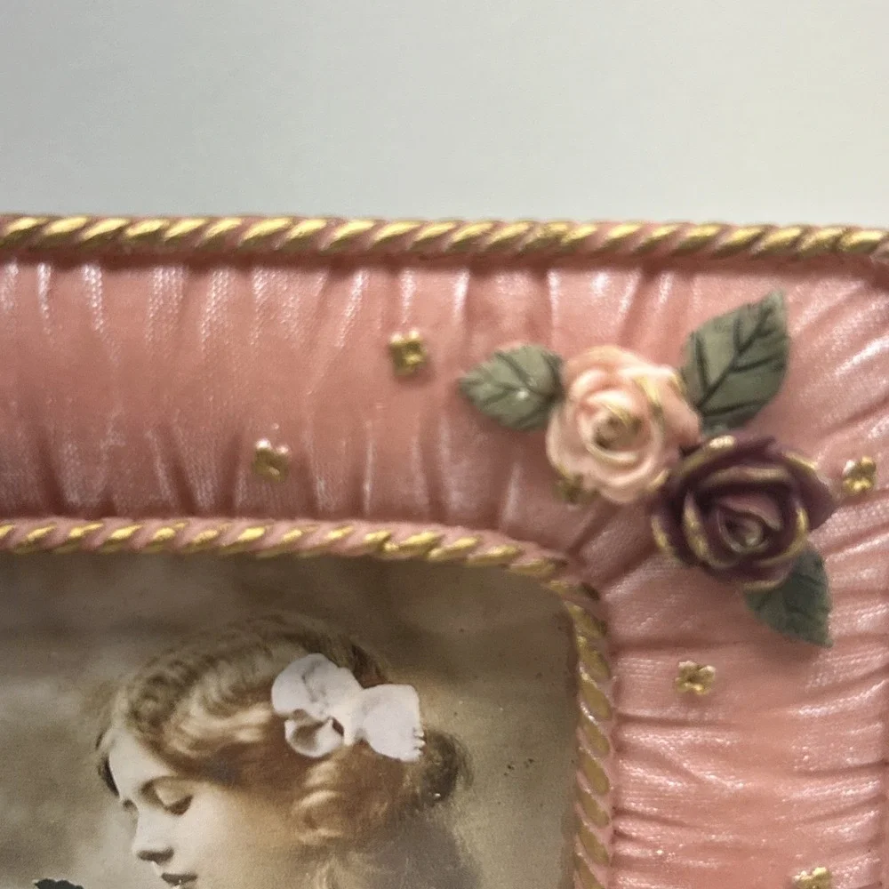 Vintage Pink Resin 3D Floral‎ Rose Picture Frame 3.5x5 Unbranded Décor